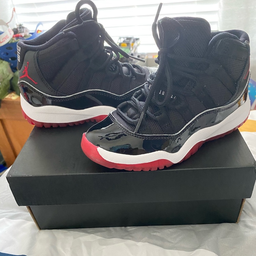 Brand new with tags 2019 Jordan Retro 11 Breds